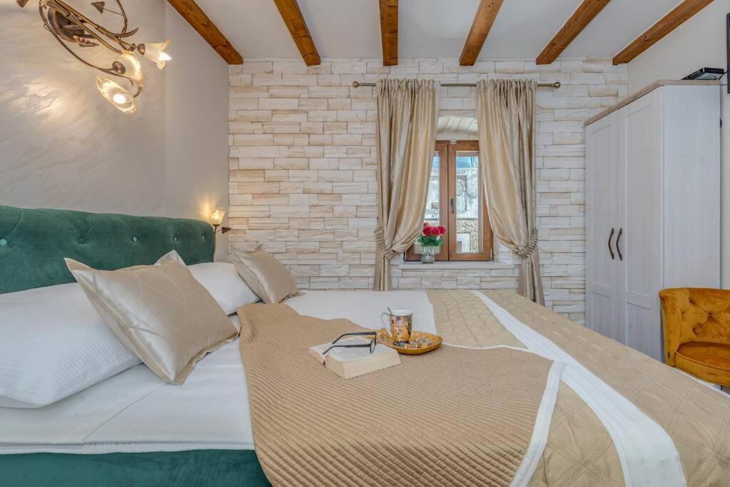 Diva 1,Stylish Old Town Studio Apartment Near Beach Split Zewnętrze zdjęcie