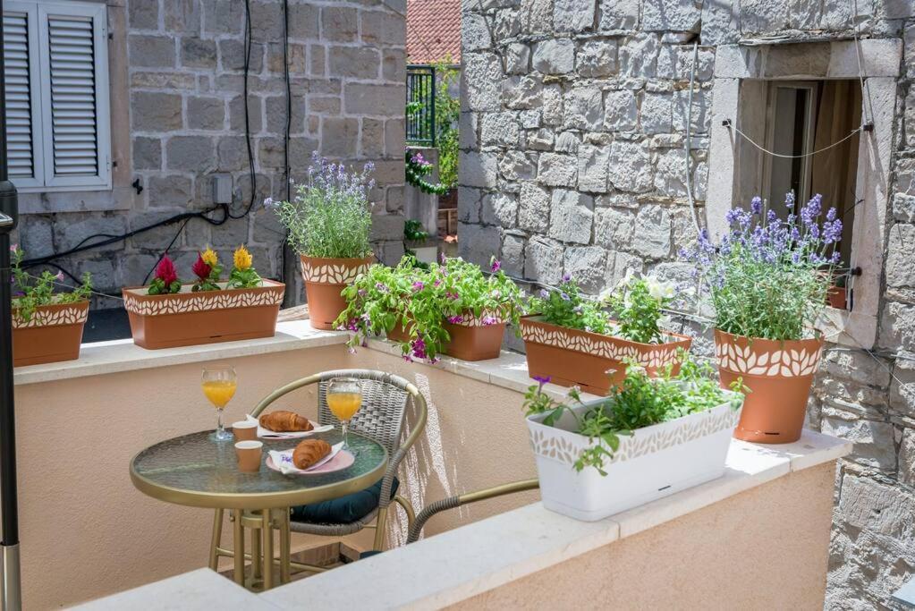 Diva 1,Stylish Old Town Studio Apartment Near Beach Split Zewnętrze zdjęcie