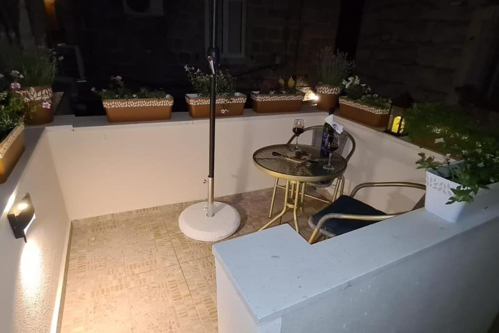 Diva 1,Stylish Old Town Studio Apartment Near Beach Split Zewnętrze zdjęcie